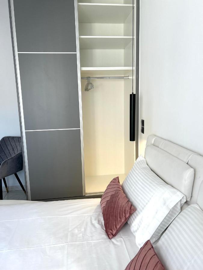 Athens White Apartments エクステリア 写真